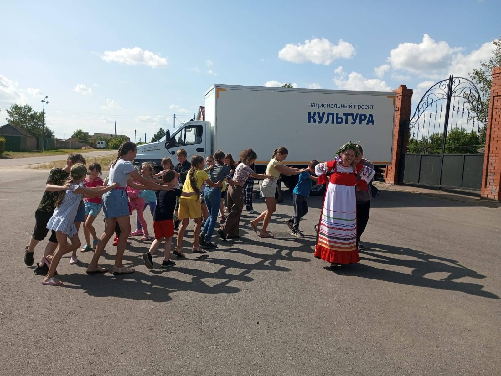 Семейная познавательная программа «Кузьминки – осени поминки» в селе Успенское