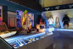 Выставка «Пересечение трех миров»