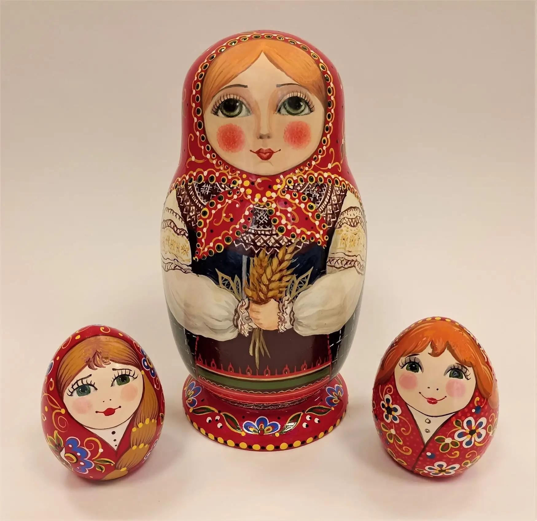 Мастер-класс «Матрешки в костюмах народов России»