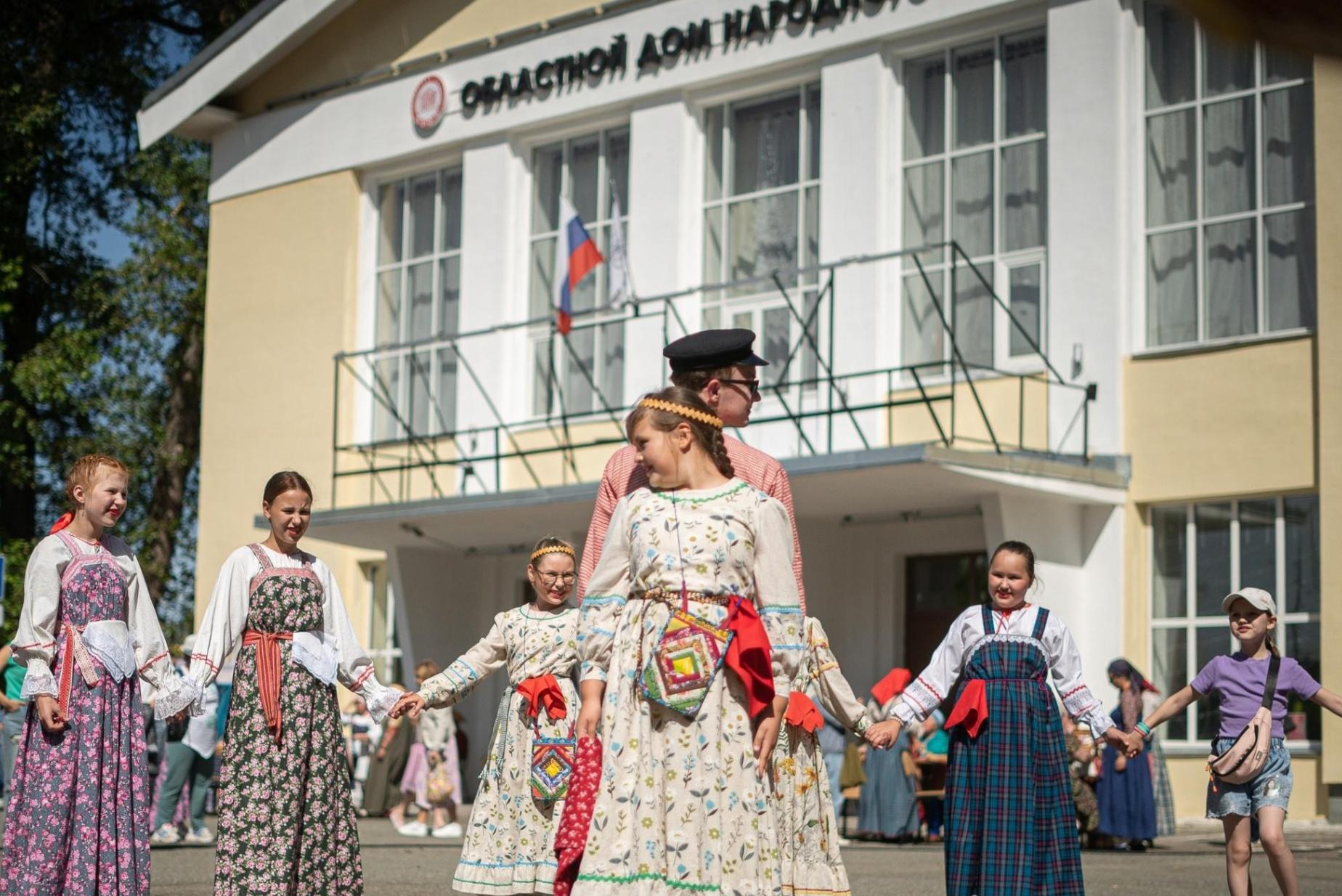Народное гулянье «Единый день фольклора», посвященное Году единства народов России