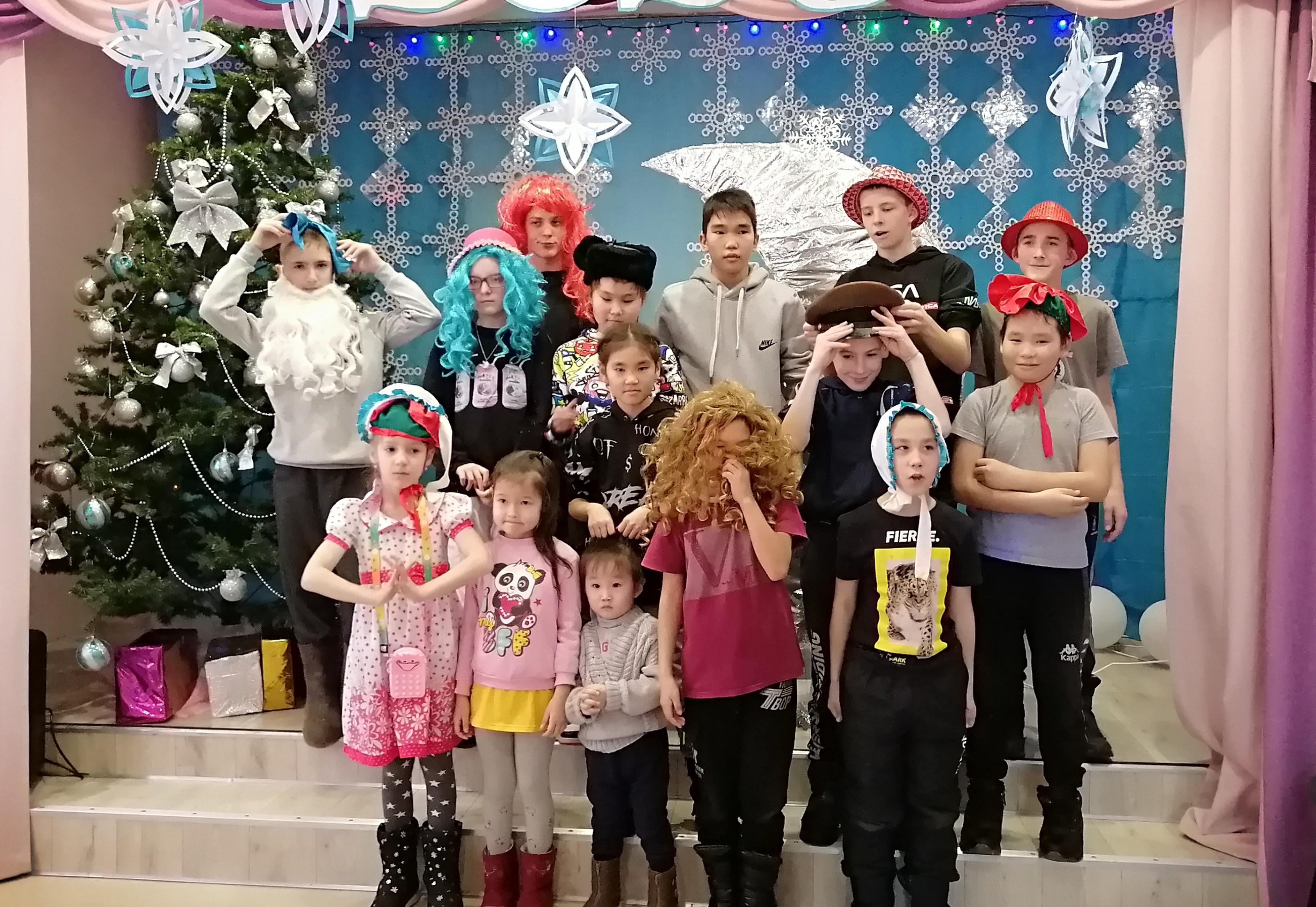 Новогоднее представление «Новогодние приключения»