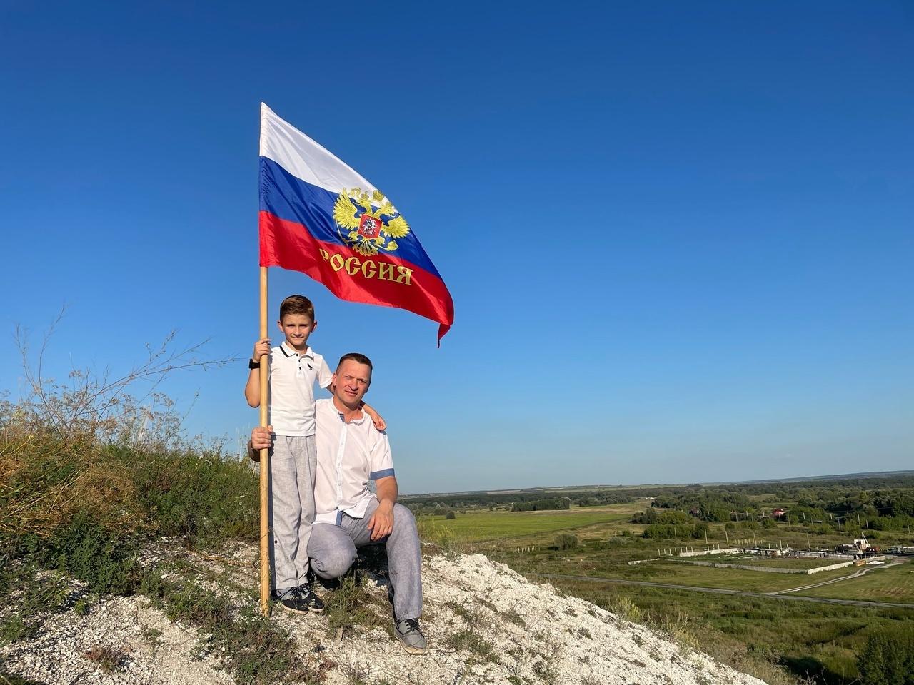 Тематический вечер «Мы – патриоты своей страны!»