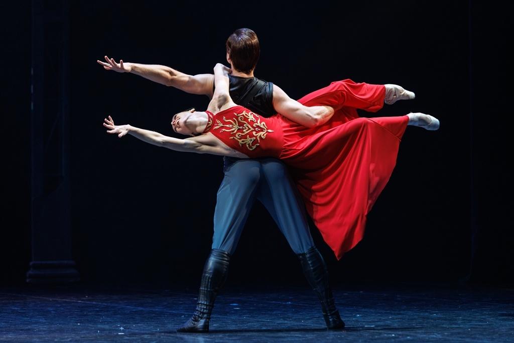 RED_1670.jpg