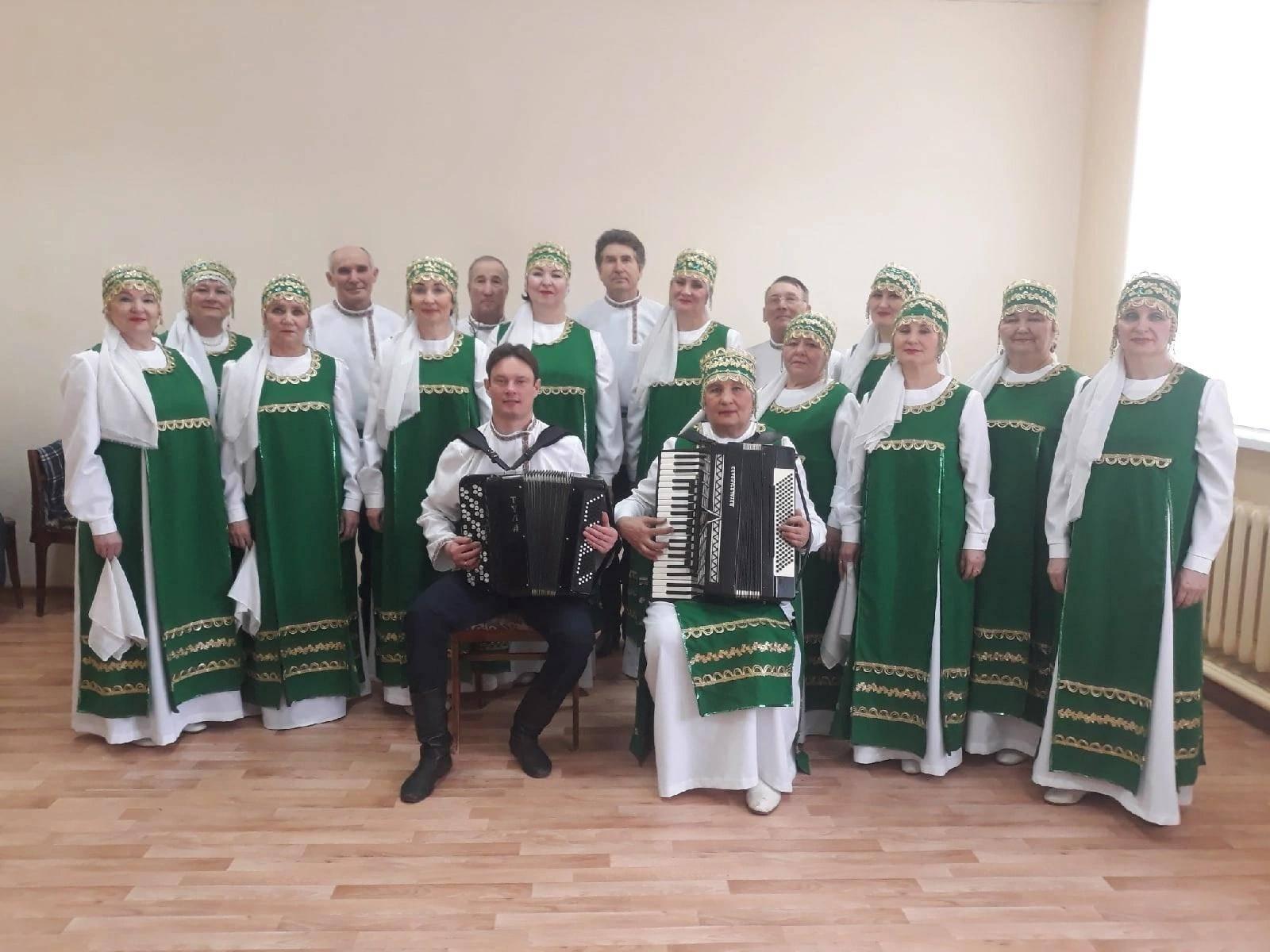 Концерт народного хора «Родные напевы»