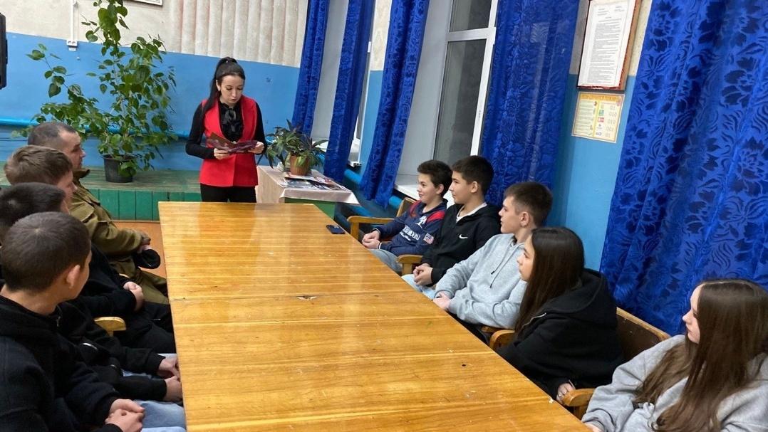 Интеллектуально-развлекательная игра «Про Новый год»