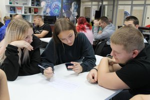 Литературная игра «Сквозь строки»