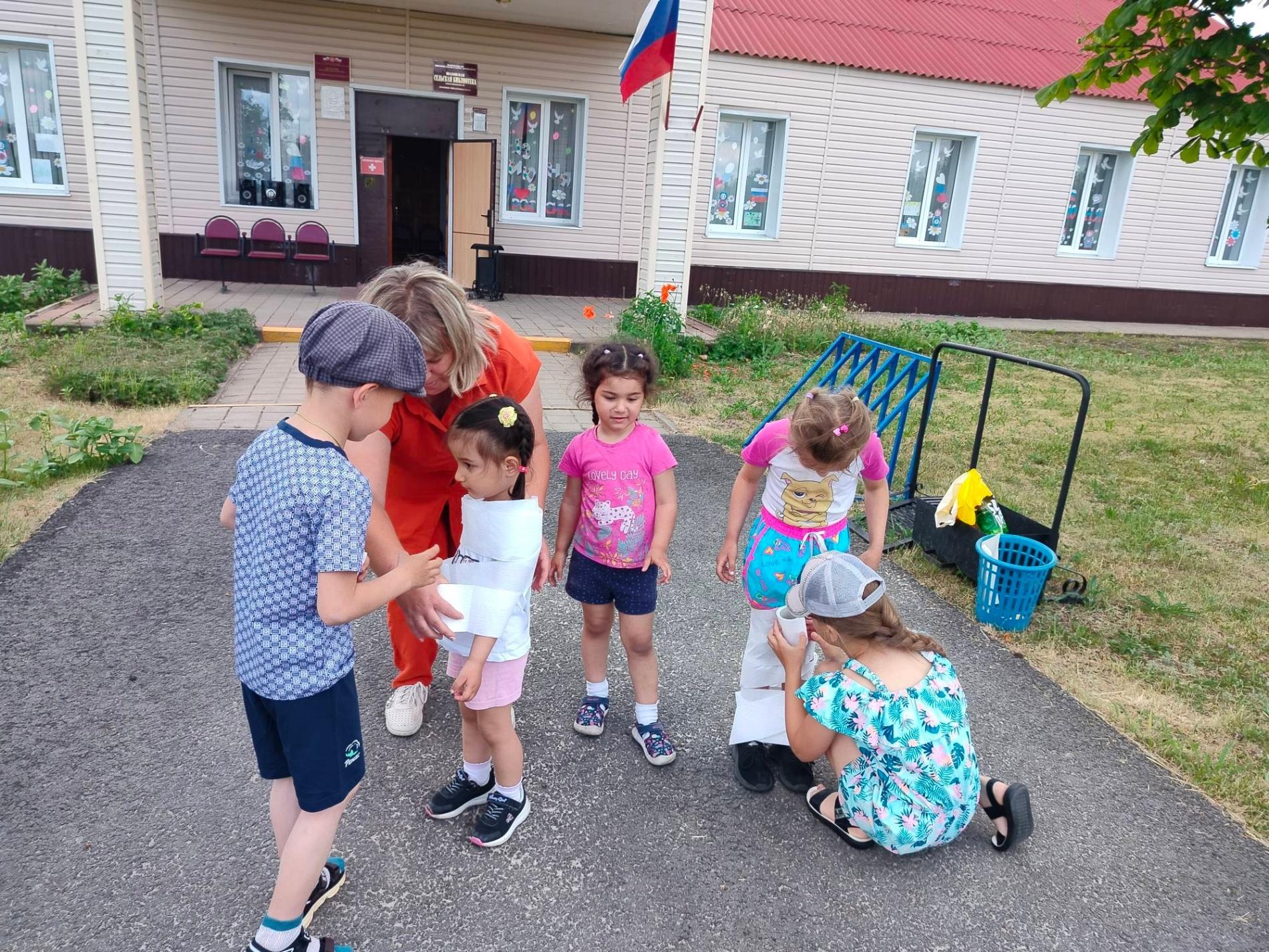 Игровая программа «Путешествие в страну забытых игр».