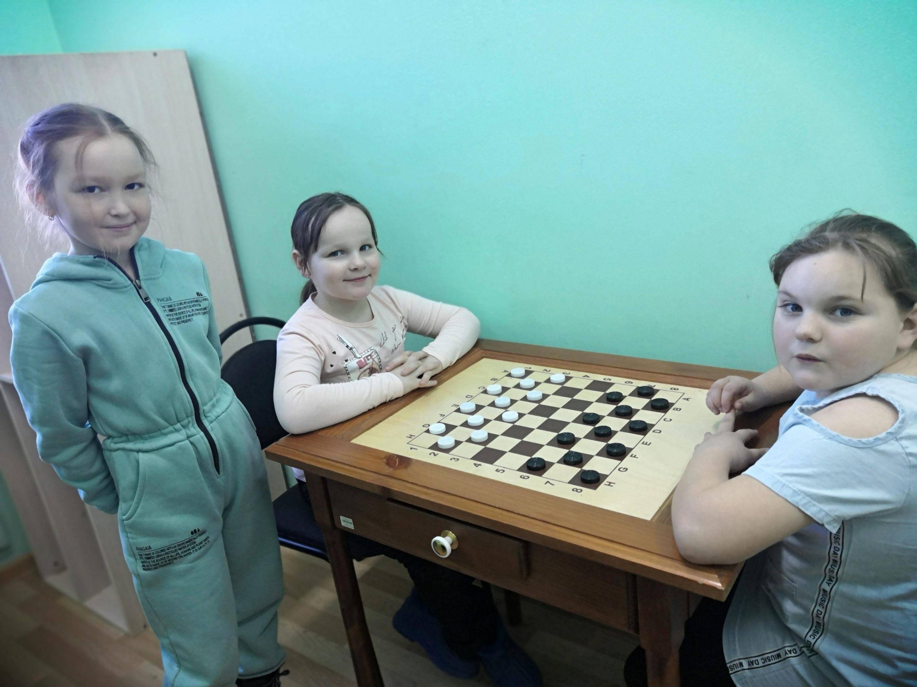 Игровая программа «Мастерская шашек»