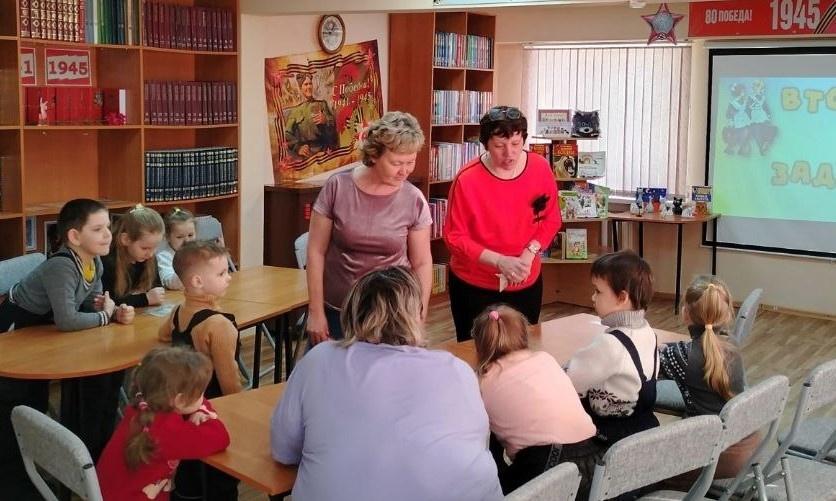 Литературный час «Дорогая моя Сибирь»