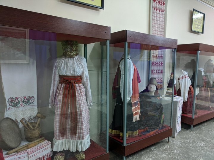 Выставка «История русского костюма»