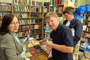 Книжная выставка «Отчизны внемлем призыванье…»