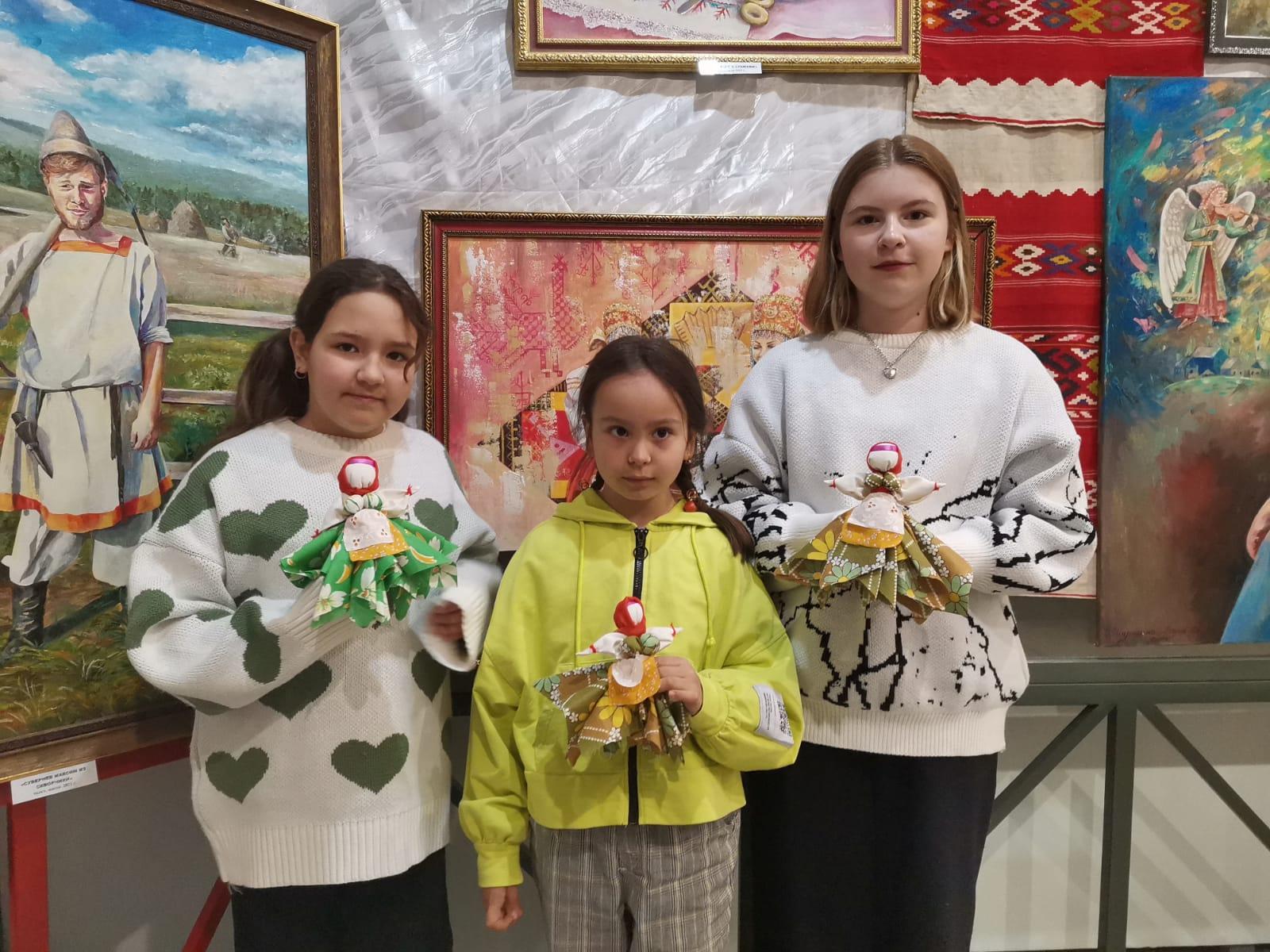 Культурно-образовательная программа «Поиграем в куклы»