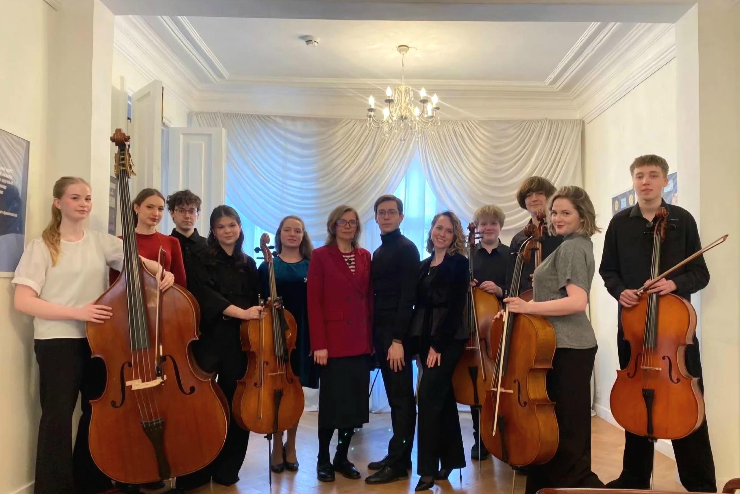 МУЗЫКАЛЬНАЯ ГОСТИНАЯ В МУЗЕЕ