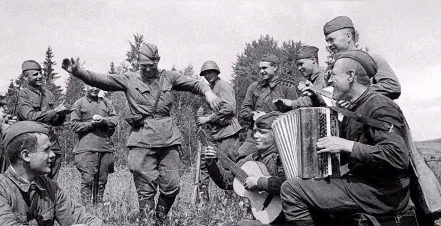Квест «Песни в боевом строю»