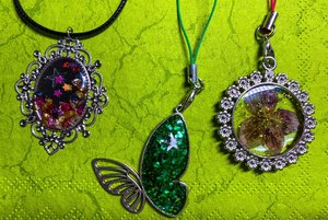 Творческий час «УФ-смола: ее особенности и возможности»