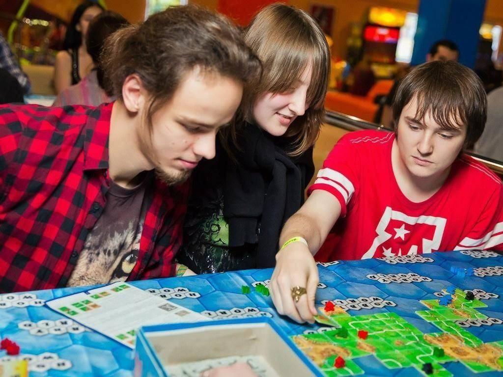 Программа «Молодежные посиделки»