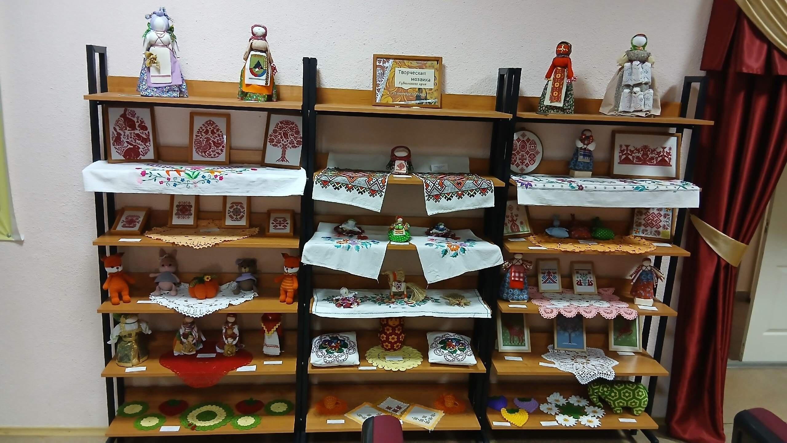 Выставка декоративно – прикладного творчества «Весенний вернисаж »