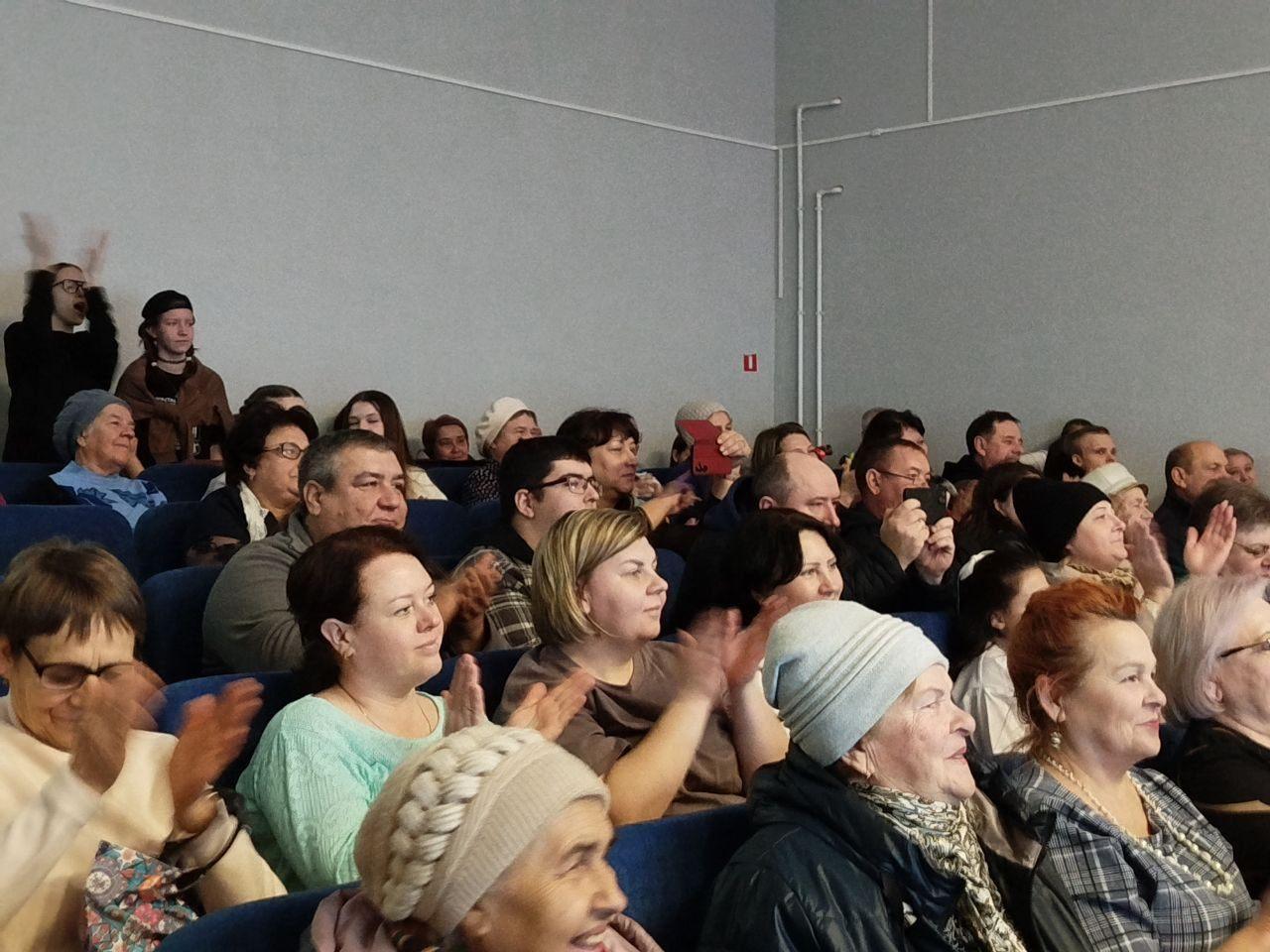 Концертная программа «Новогодний огонек»