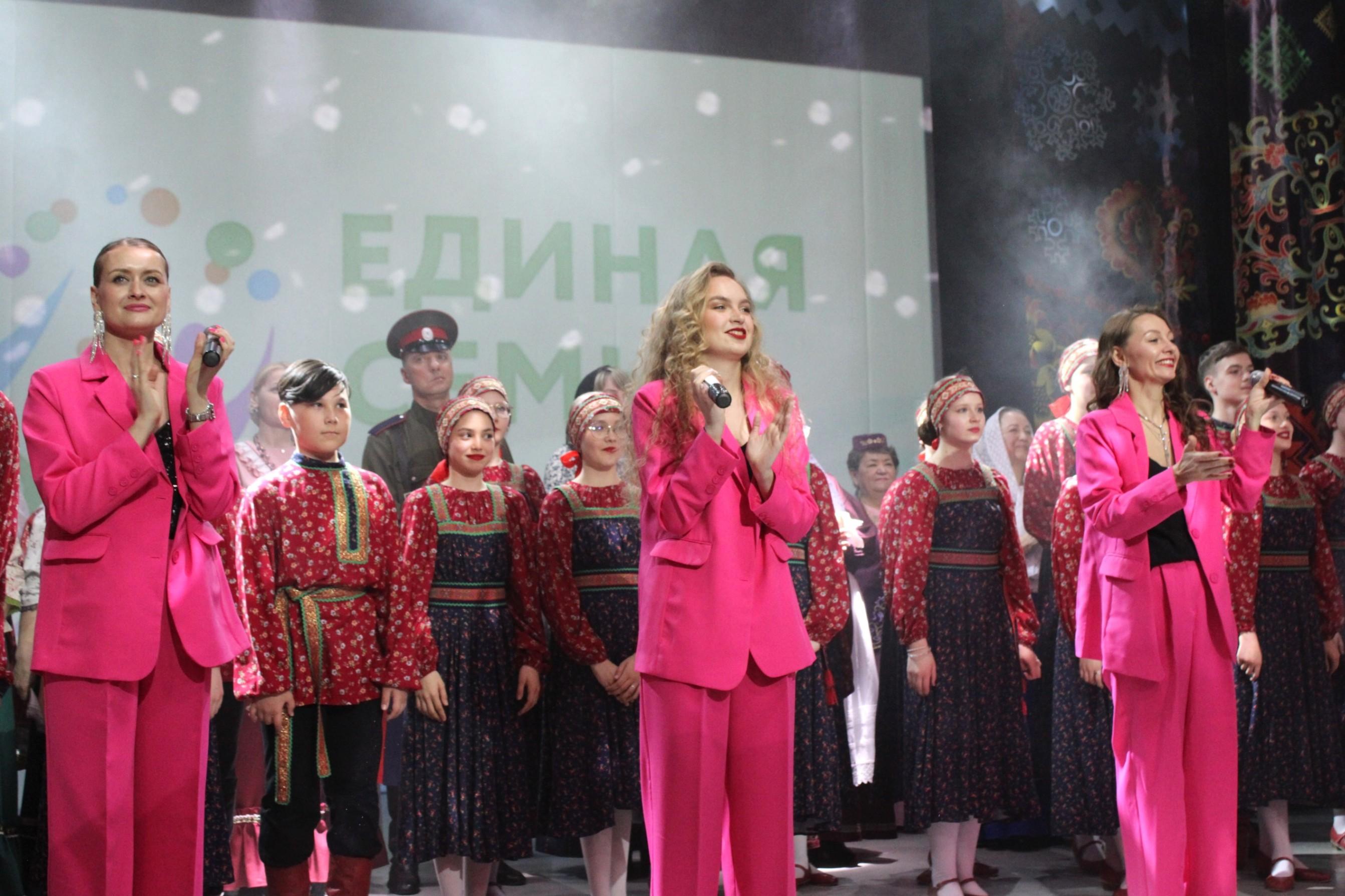 Концерт ретро-шлягеров «Музыка нас связала»