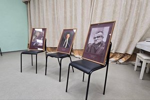 Музыкально-интеллектуальная игра «Танцы на стульях»