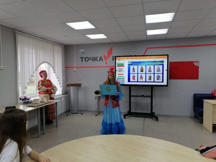 <small>Автор: Бочкина Галина Эвальдовна.</small> <small>Источник: C:\Users\bochk\OneDrive\Изображения\КАРТИНКИ\МОДЕРАЦИЯ -ПРО КУЛЬТУРА\2025\Все флаги в гости к нам\выборка.</small>