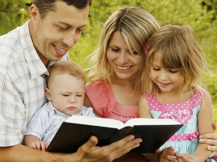Библиотечный опрос «Что читает моя семья»