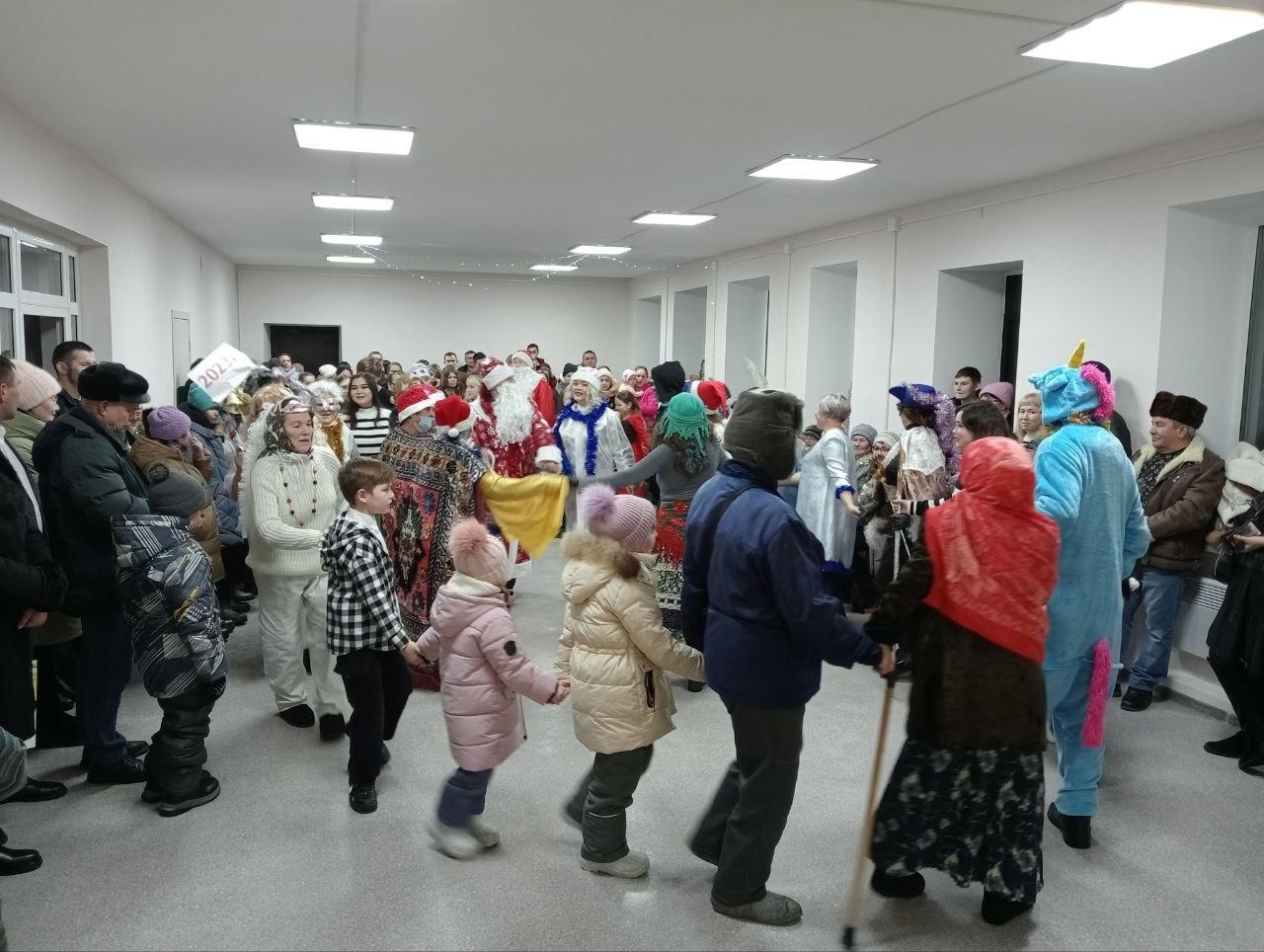 Танцевальный вечер «С Новым годом!»