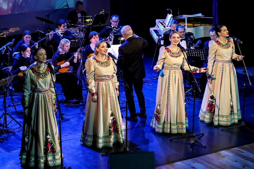 Концерт «Клуб «Тары-бары». День российского кино»