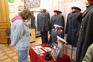 Выставочная программа «Служим России, служим закону!»