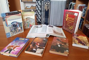 Музыкально-интеллектуальная игра «Послушай»