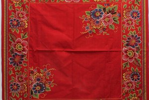 «Платков и шалей яркий хоровод»