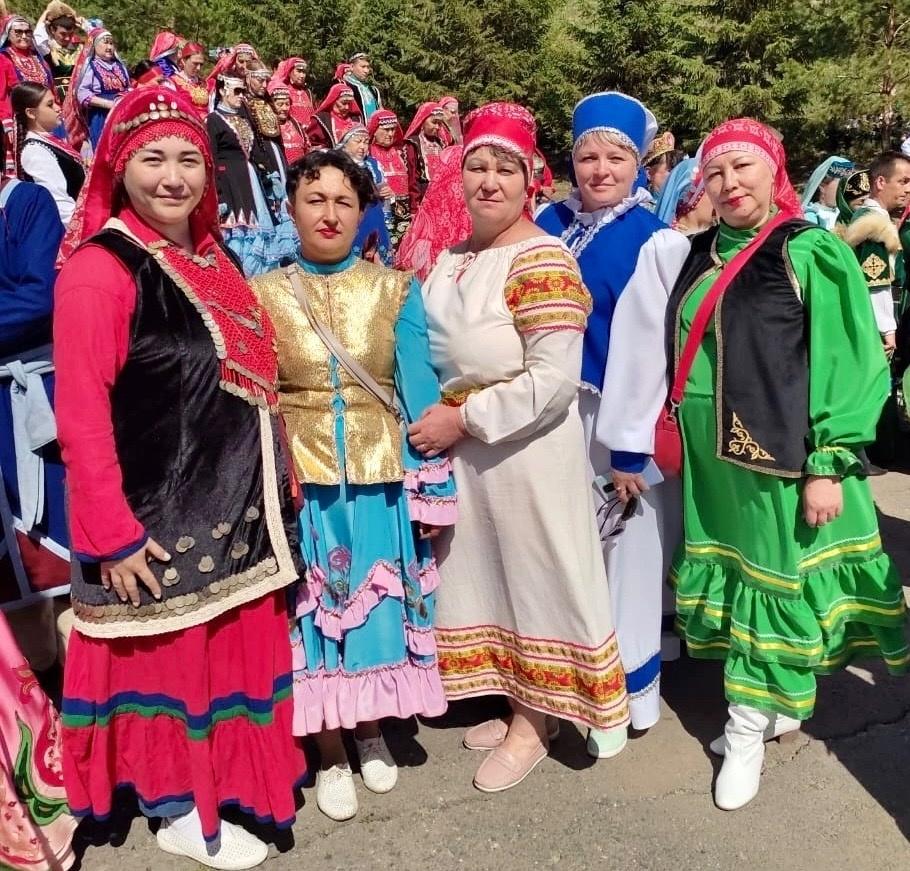 Конкурс «Өйҙен йәме аллы–гөллө ҡорама»