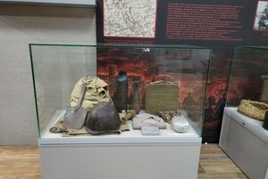 Передвижная выставка «Военные страницы истории Донского»