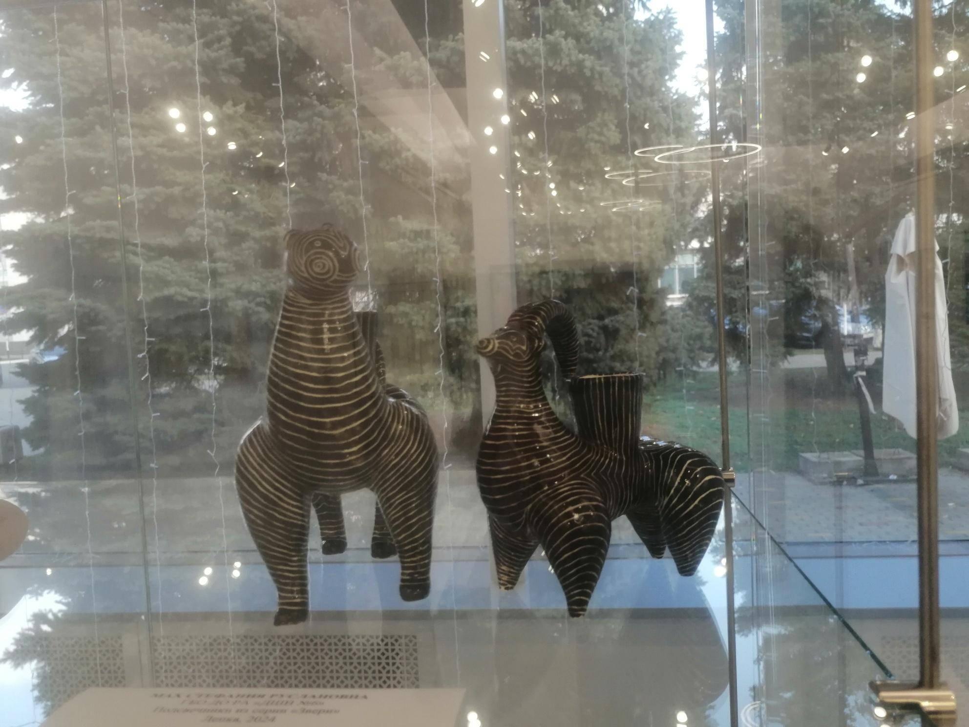 Выставка XV Республиканского конкурса творческих работ преподавателей